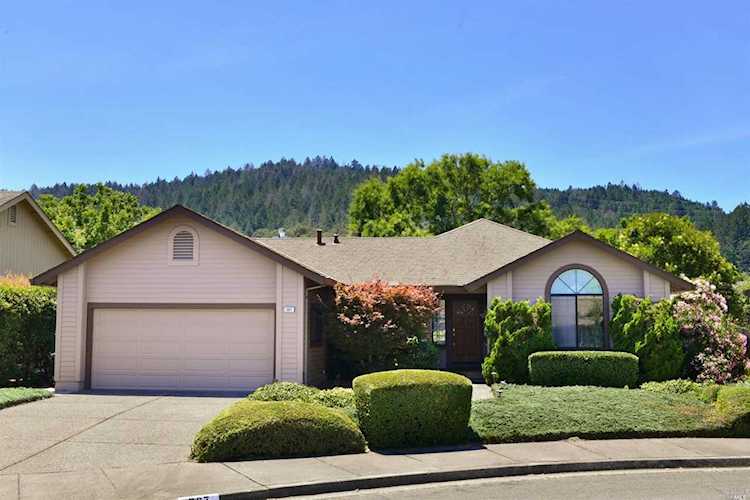 367 Miramonte Court Santa Rosa, CA 95409 | MLS 21917360 Photo 1