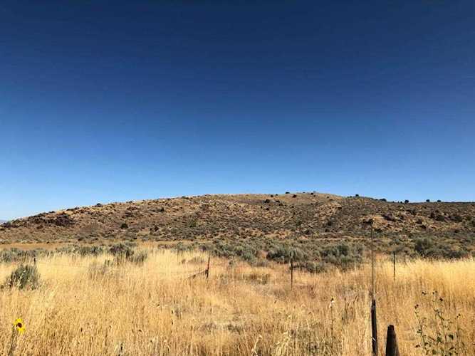10 Acres Just North of Ravine RD Enoch, UT 84721