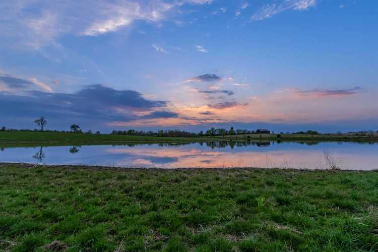 2148 Bethlehem Road Paris, KY 40361
