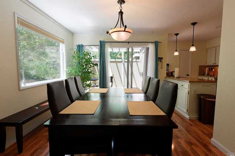 117 Oliva Court Novato, CA 94947 | MLS 21914169 Photo 1