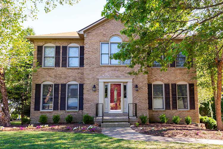 1311 Crosstimbers Dr Louisville, KY 40245