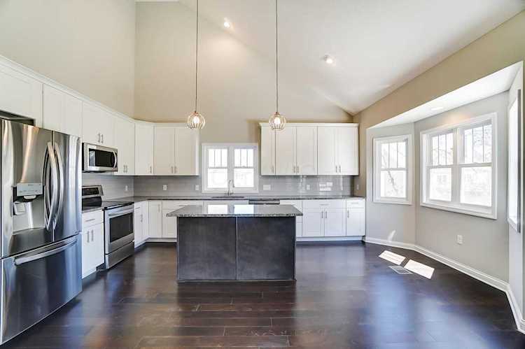 148 Creekside Green Drive Gahanna, OH 43230