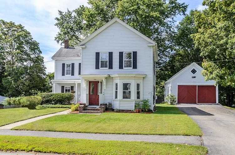 2 Adams St, Medfield, MA 02052 - $510,000 - MLS#72560132 Photo 1