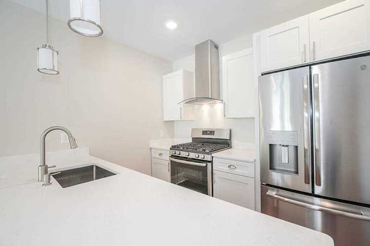 18 Johnson Ave #5 Quincy, MA 02169