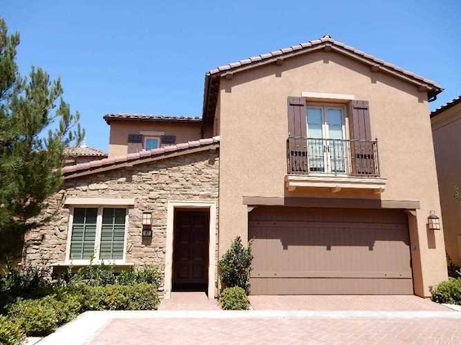 87 Lupari Irvine, CA 92618 | MLS OC19214140 Photo 1