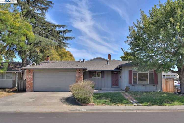 6736 Tory Way Dublin, CA 94568 | MLS 40877409 Photo 1