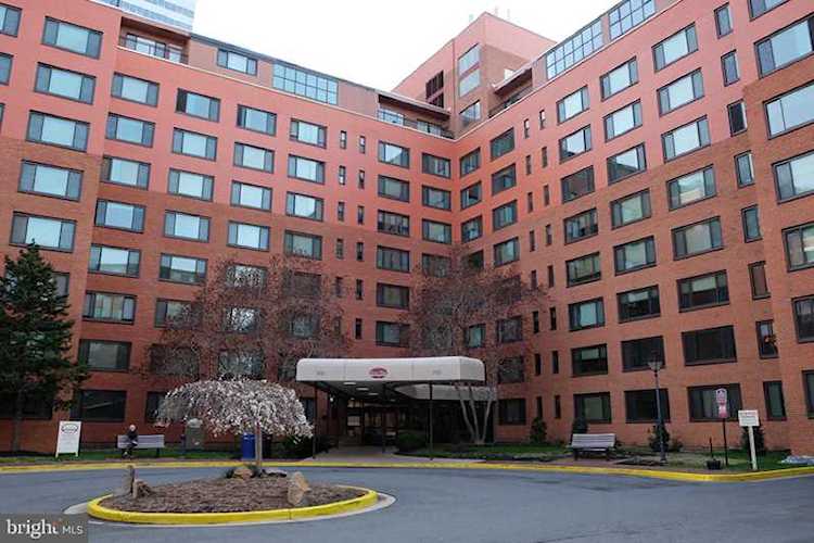 1021 Arlington Blvd #526 Arlington, VA 22209