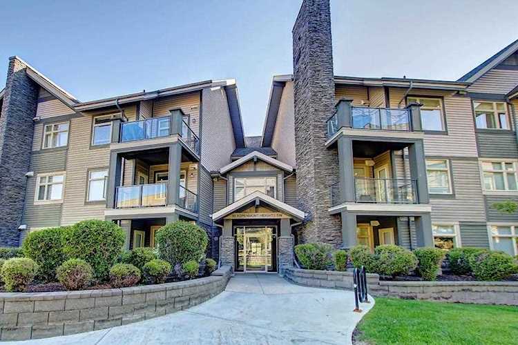 35 Aspenmont Heights SW #203 Calgary, AB T3H 0E5