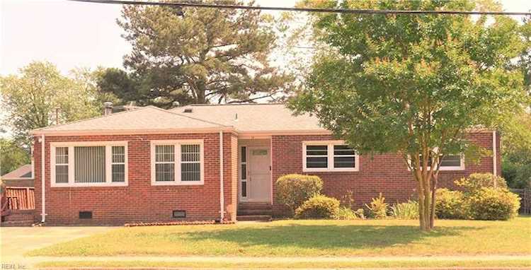24 E Russell Rd Hampton VA 23666 | MLS# 10261320 - TREG.com Photo 1