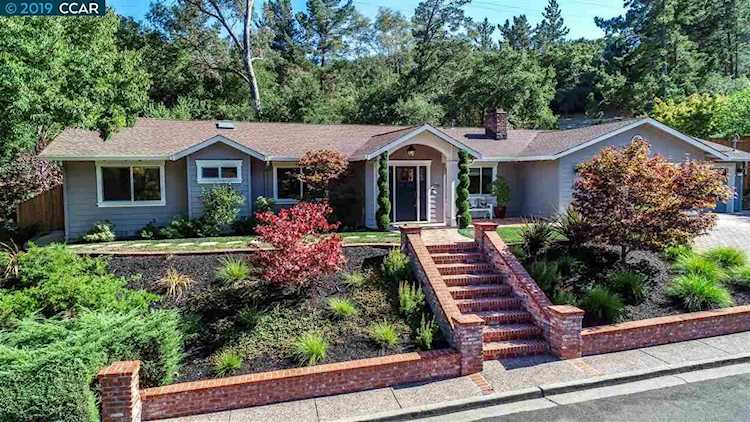 236 Scofield Drive Moraga, CA 94556 | MLS 40881191 Photo 1