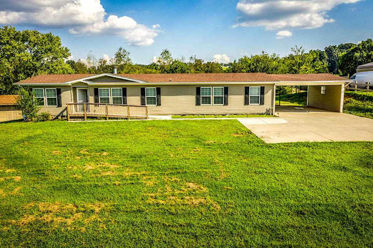 3737 Miser Station Rd Louisville, TN 37777 | MLS 1093830 Photo 1