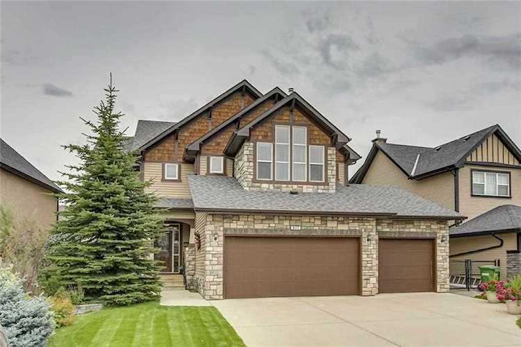977 Coopers Drive SW Airdrie, AB T4B 2Z4