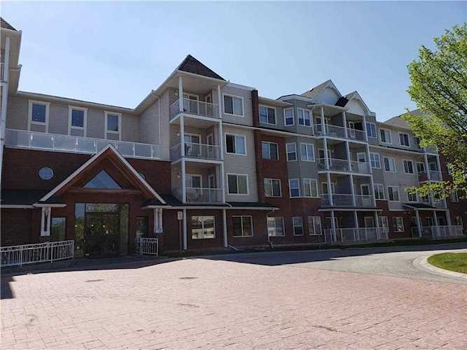 8 Prestwick Pond Terrace SE #302 Calgary, AB T2Z 4P3