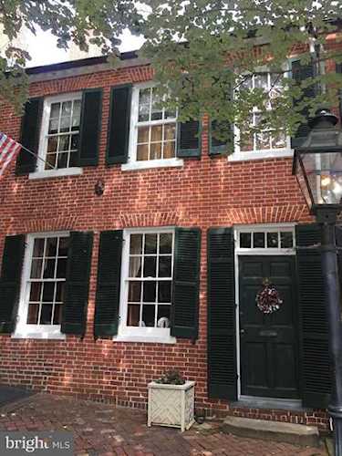 111 Prince Alexandria, VA 22314 | MLS ® VAAX239522 Photo 1