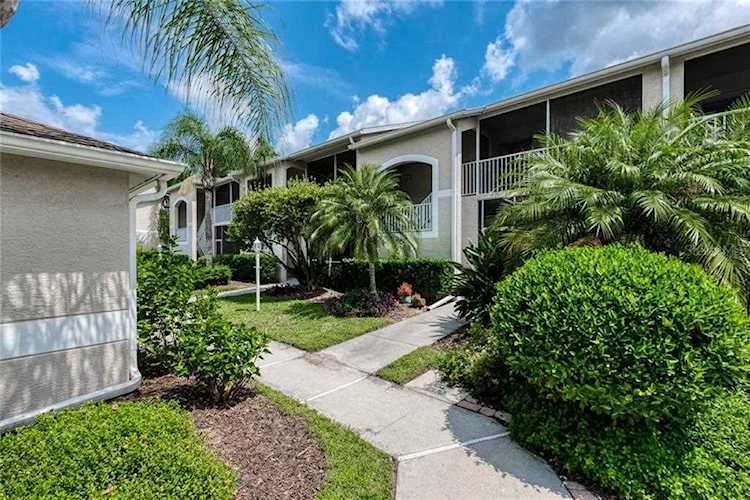 5221 Mahogany Run Avenue #223 Sarasota, FL 34241