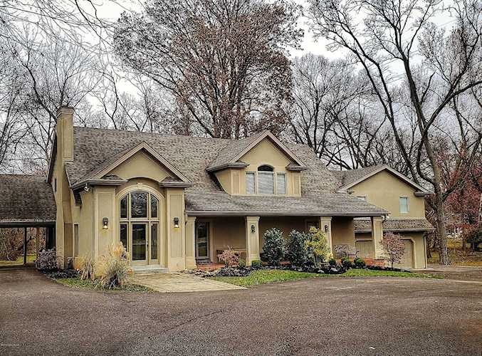4315 Rudy Ln Louisville, KY 40207