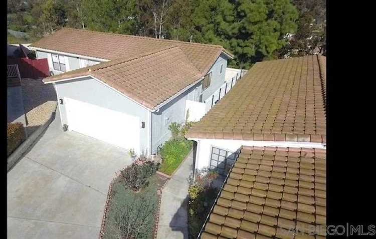 14955 Avenida Venusto #10 San Diego, CA 92128