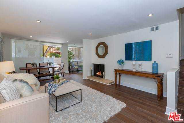 11627 Chenault Street #1, Los Angeles, CA 90049 | MLS #19509212 Photo 1