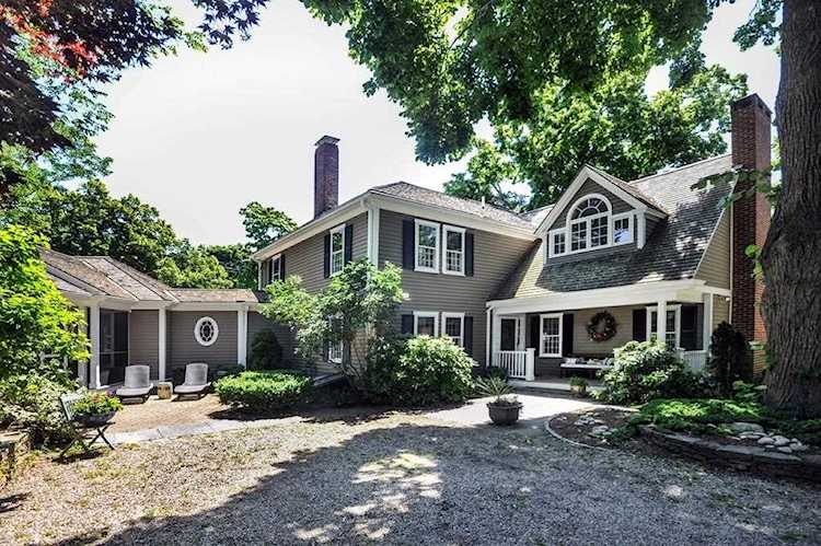 Duxbury, 4 Hounds Ditch Ln, MA, home for sale Photo 1