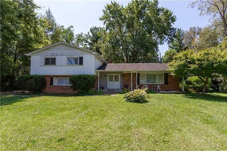2525 Will Crest Drive Indianapolis, IN 46228 | MLS 21661227 Photo 1
