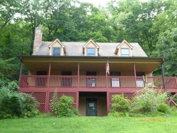 35 Pantry Rd Hatfield, MA 01088