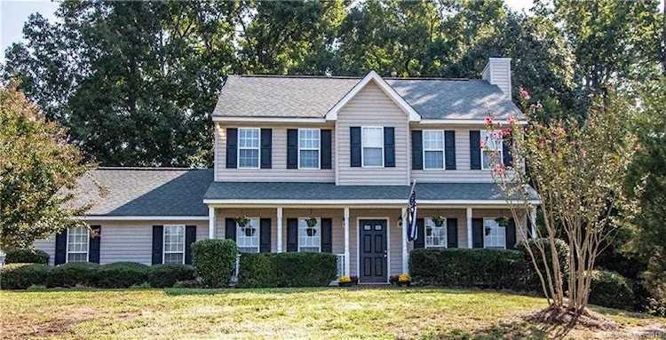 135 Shade Tree Circle Fort Mill, SC 29715 | MLS 3548658 Photo 1