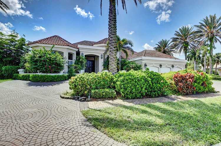 17321 Allenbury Court Boca Raton, FL 33496