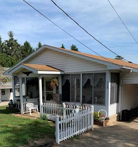 928 Mohican Avenue Logan, OH 43138
