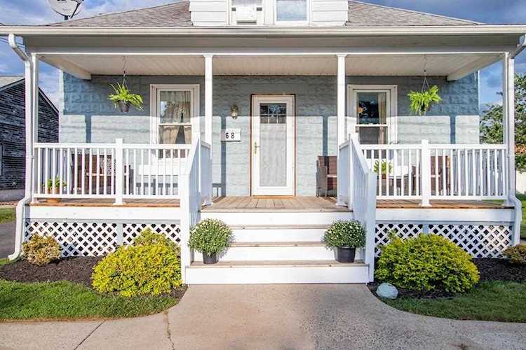 Ludlow, 68 Ray St, MA, home for sale Photo 1