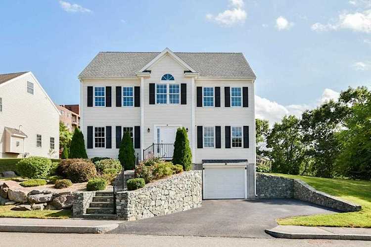 1 Primrose Circle Quincy, MA 02169 | MLS 72562736 Photo 1
