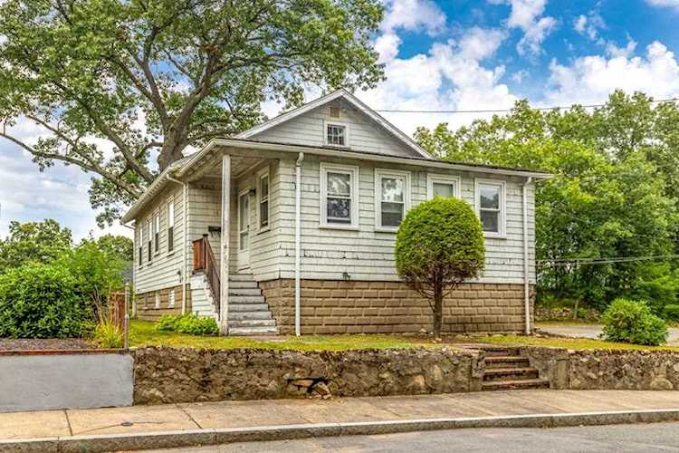 16 Clematis Rd, Medford, MA 02155 - $380,000 - MLS#72562757 Photo 1