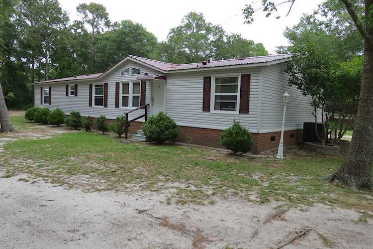710 Cypress Lakes Circle Bolivia, NC 28422