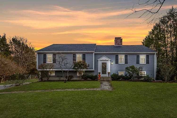 Wayland, 262 Pelham Island Rd, MA, home for sale Photo 1