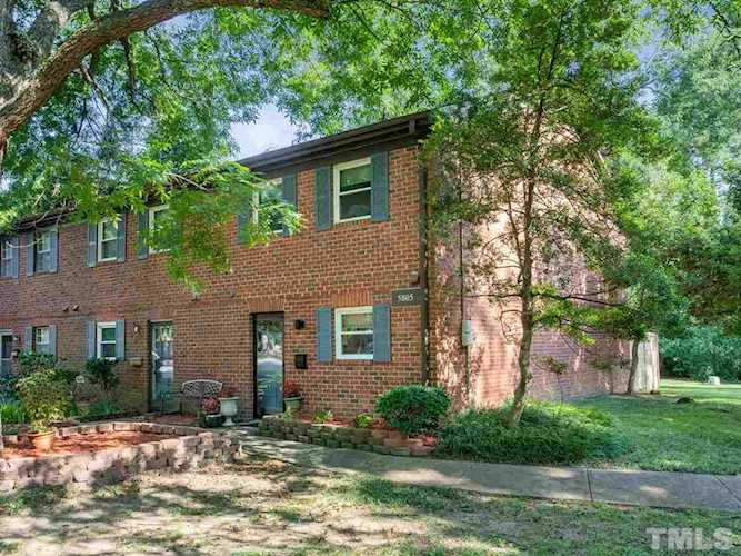 5805-F Nottoway Court #UN5805-F Raleigh, NC 27609 | MLS 2277961 Photo 1