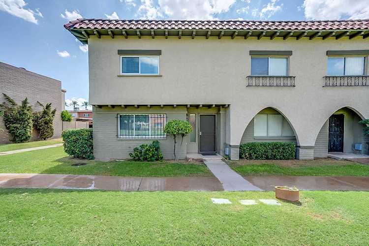 2940 E Clarendon Avenue Phoenix, AZ 85016 | MLS ® 5976395 Photo 1
