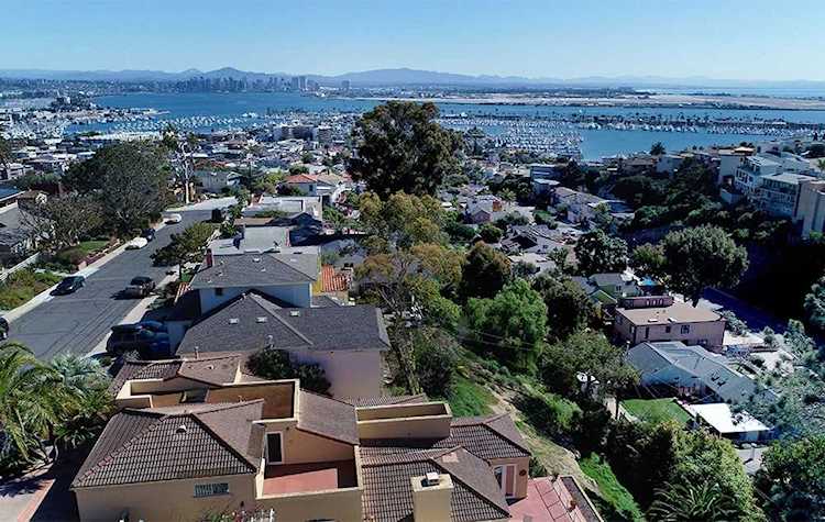 3347 Hill St San Diego, CA 92106