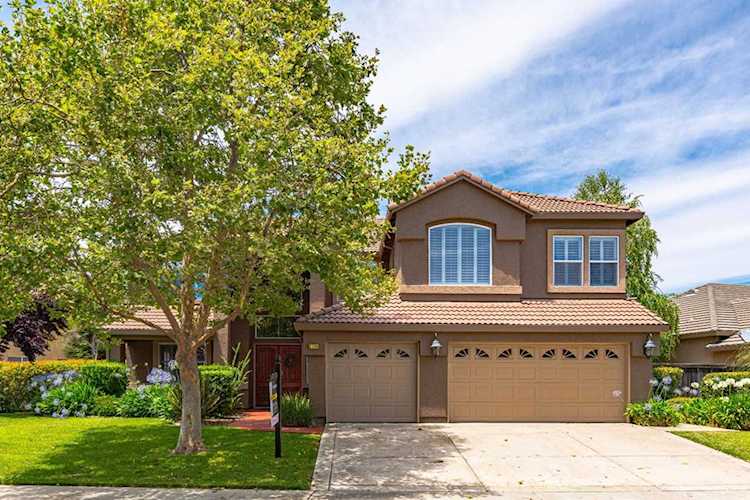 2726 Marina Point Lane Elk Grove, CA 95758 | MLS 52200365 Photo 1