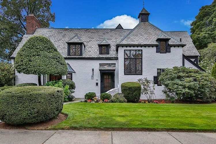 Newton Center Newton, 29 Sunset Rd, MA, home for sale Photo 1