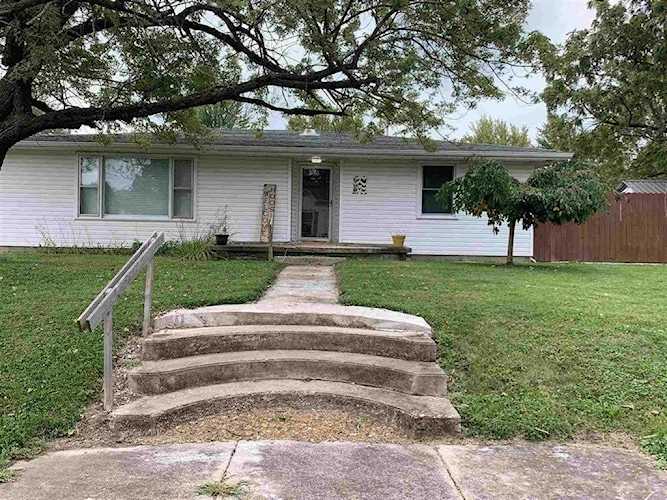 922 N Monroe Street Hartford City, IN 47348 | MLS 21667677 Photo 1