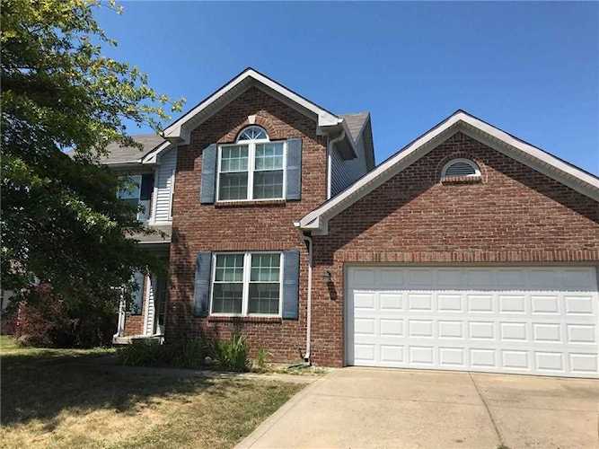 2138 Dakota Drive Franklin, IN 46131 | MLS 21662275 Photo 1