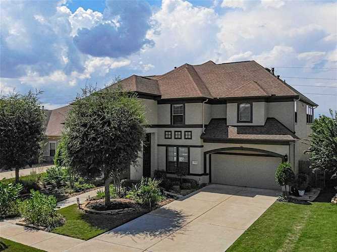 2714 Sentry Oak Way Sugar Land, TX 77479