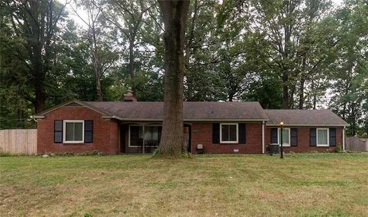 4260 Melbourne Road Indianapolis, IN 46228 | MLS 21664214 Photo 1