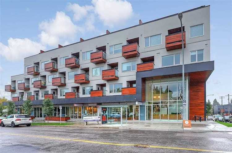 3450 19 Street SW #204 Calgary, AB T2T 1Z3