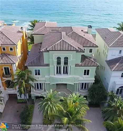 9 W Ocean Pl Highland Beach, FL 33487