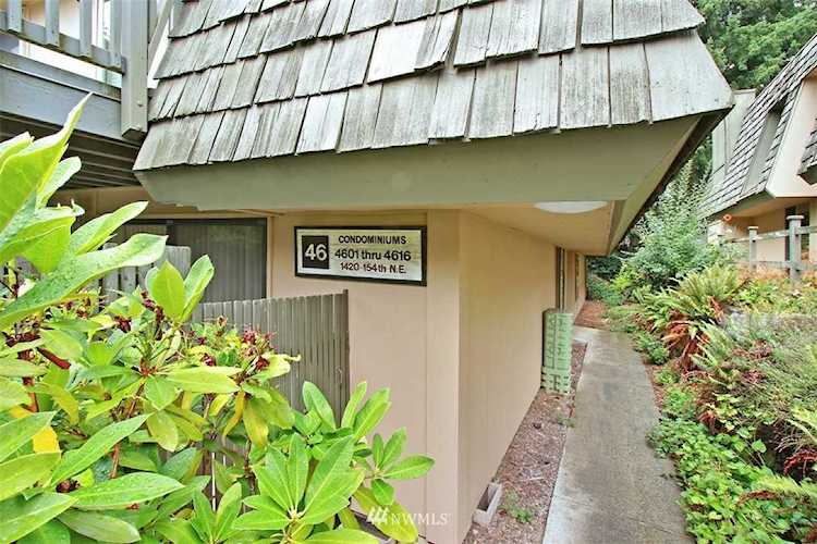 980071420 154th Ave NE #4607Bellevue/East OfBellevueBest value for living in Bellevue's highly sought after Crossroads neighborhood! Walk to Crossroads...Pacific VillageKing1516616WAcondo for saleCrossroads Photo 1