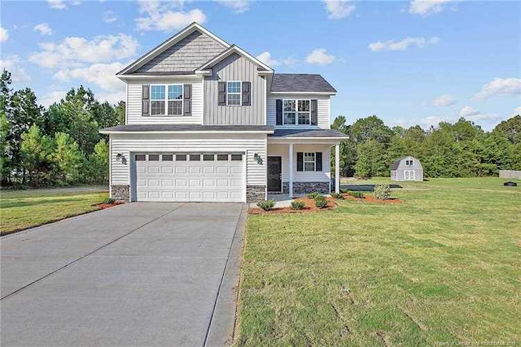 265 Chestnut Dr Raeford, NC 28376 | MLS 613287 Photo 1