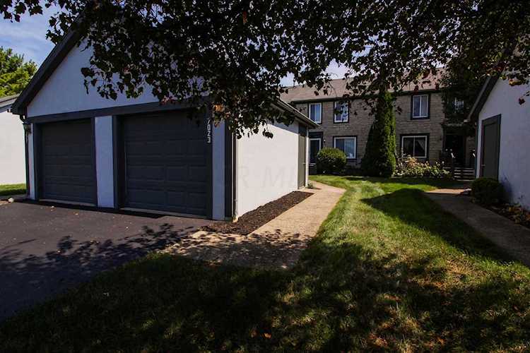 7023 Dublin Village Drive Dublin, OH 43017 | MLS 219034417 - Franklin Photo 1