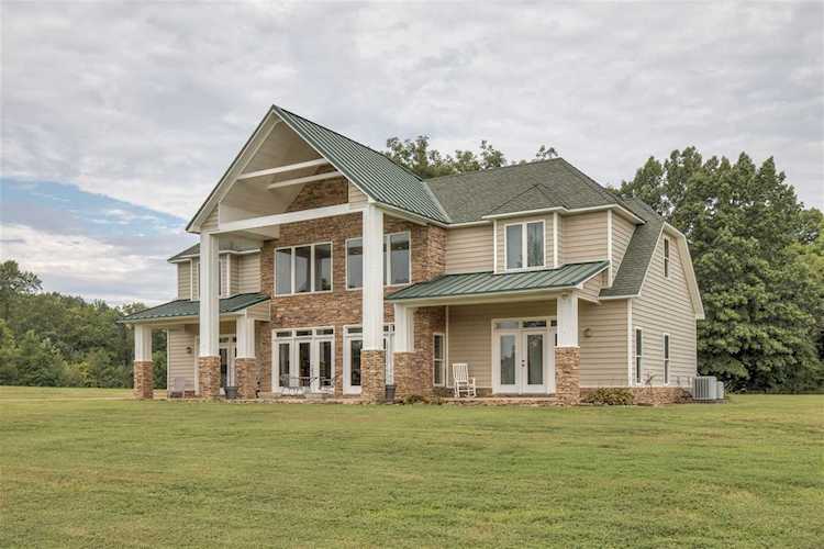 2102 Munford Giltedge Rd Unincorporated, TN 38058