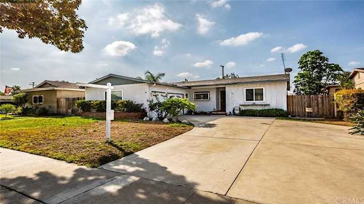 1530 E Brookdale Place Fullerton, CA 92831 | MLS PW19218626 Photo 1