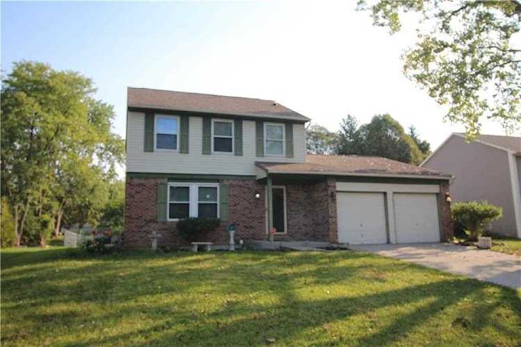 8247 Quetico Drive Indianapolis, IN 46268 | MLS 21667702 Photo 1